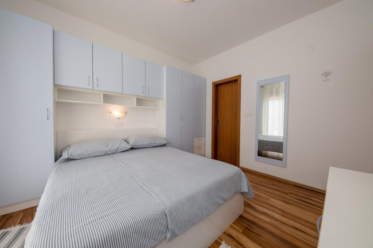 Apartmani Marica Beg Palit ภายนอก รูปภาพ