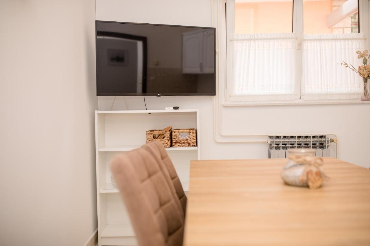 Apartmani Marica Beg Palit ภายนอก รูปภาพ
