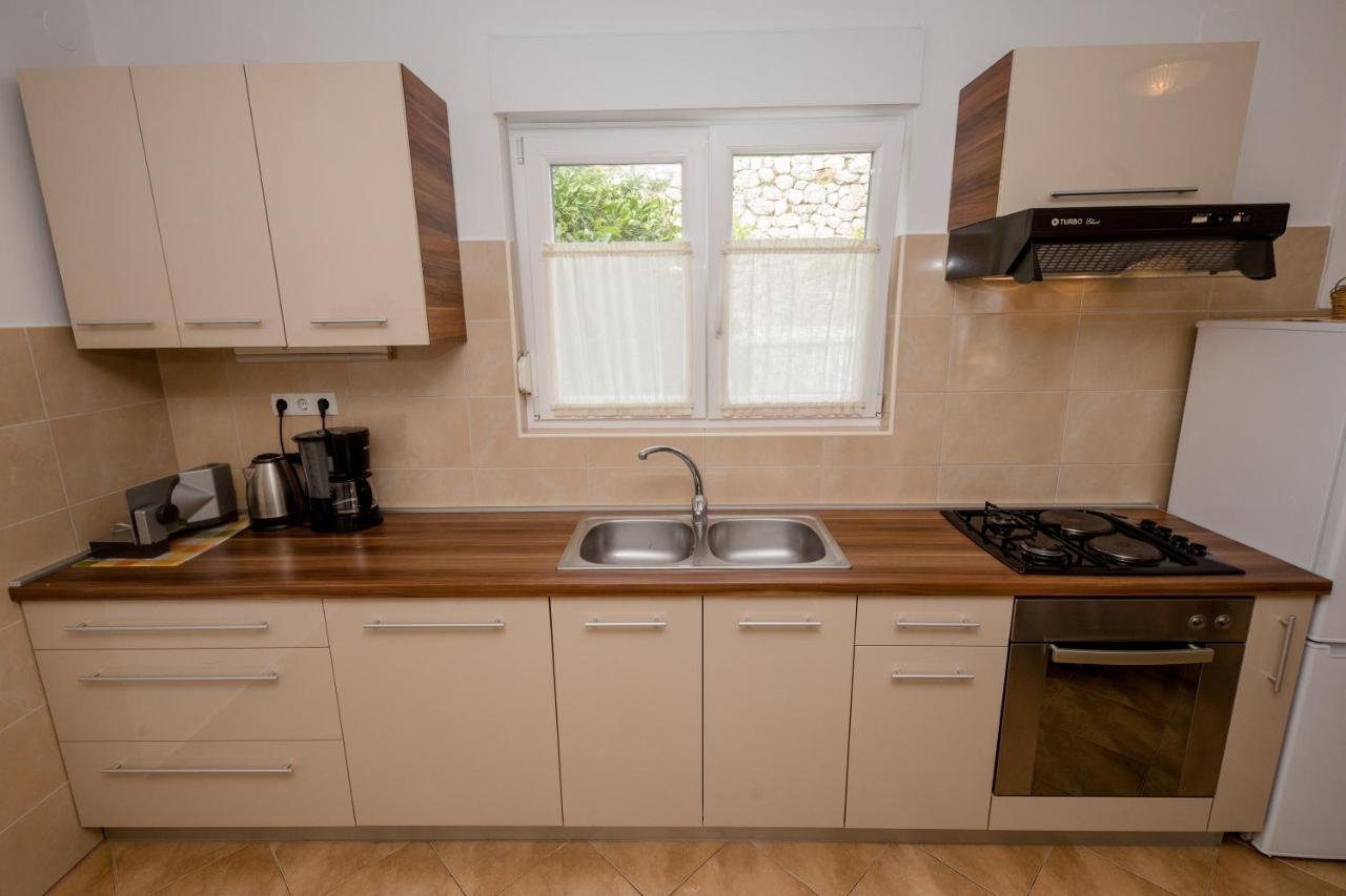 Apartmani Marica Beg Palit ภายนอก รูปภาพ