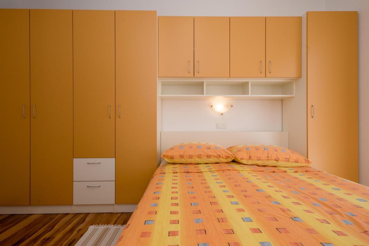 Apartmani Marica Beg Palit ภายนอก รูปภาพ