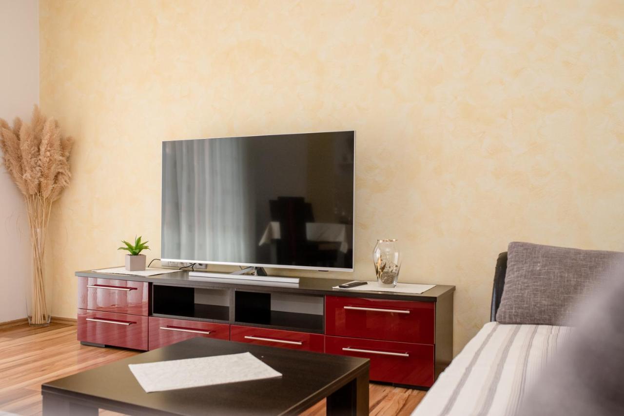 Apartmani Marica Beg Palit ภายนอก รูปภาพ